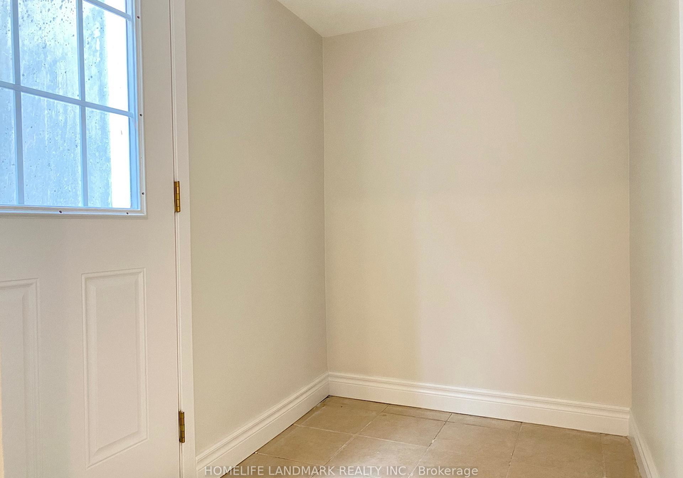 55-leacock-crescent-north-york-ontario-c12760860