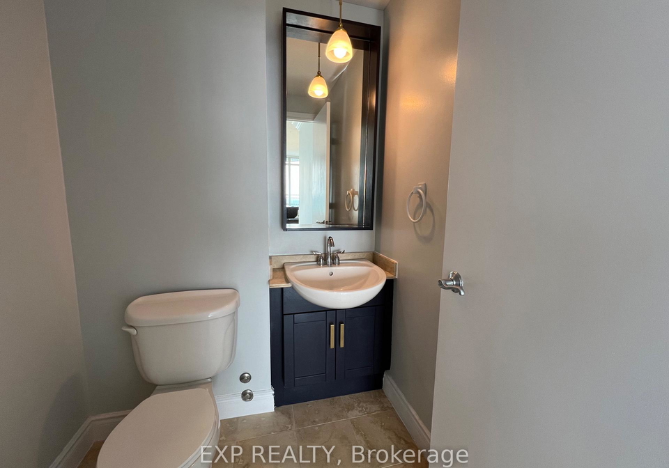 60-byng-avenue-north-york-ontario-c12760926