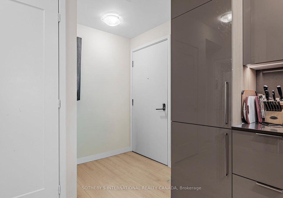 28-freeland-street-toronto-ontario-c12761130
