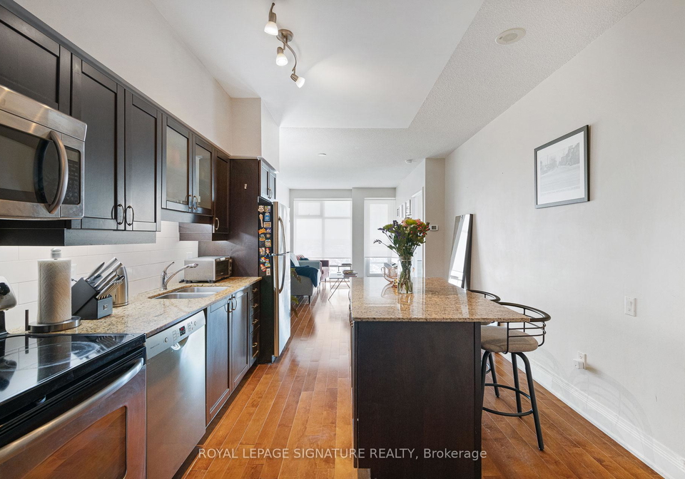 2191-yonge-street-toronto-ontario-c12761470