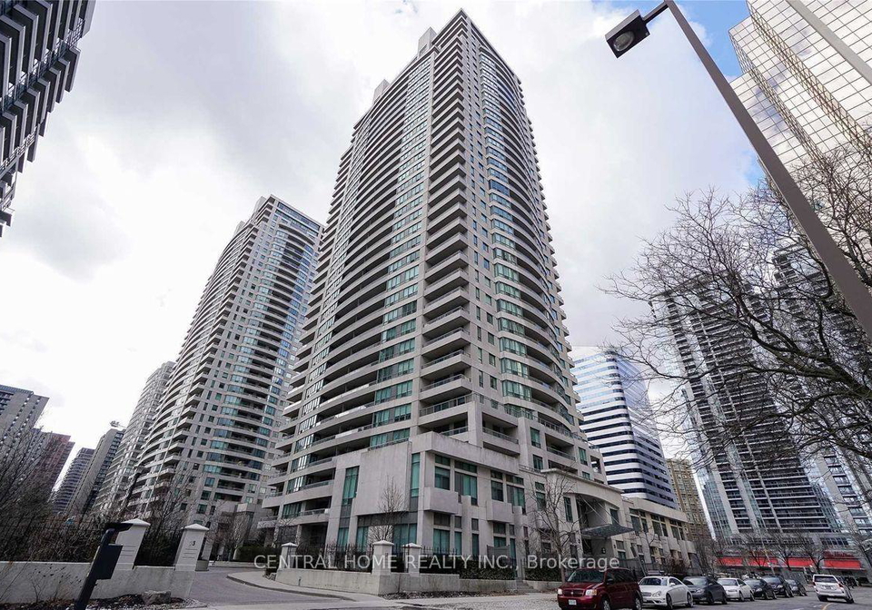 23-hollywood-avenue-north-york-ontario-c12761810