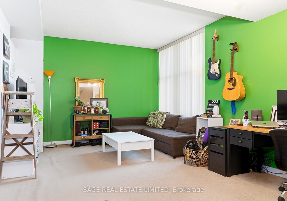 9-spadina-avenue-toronto-ontario-c12762114