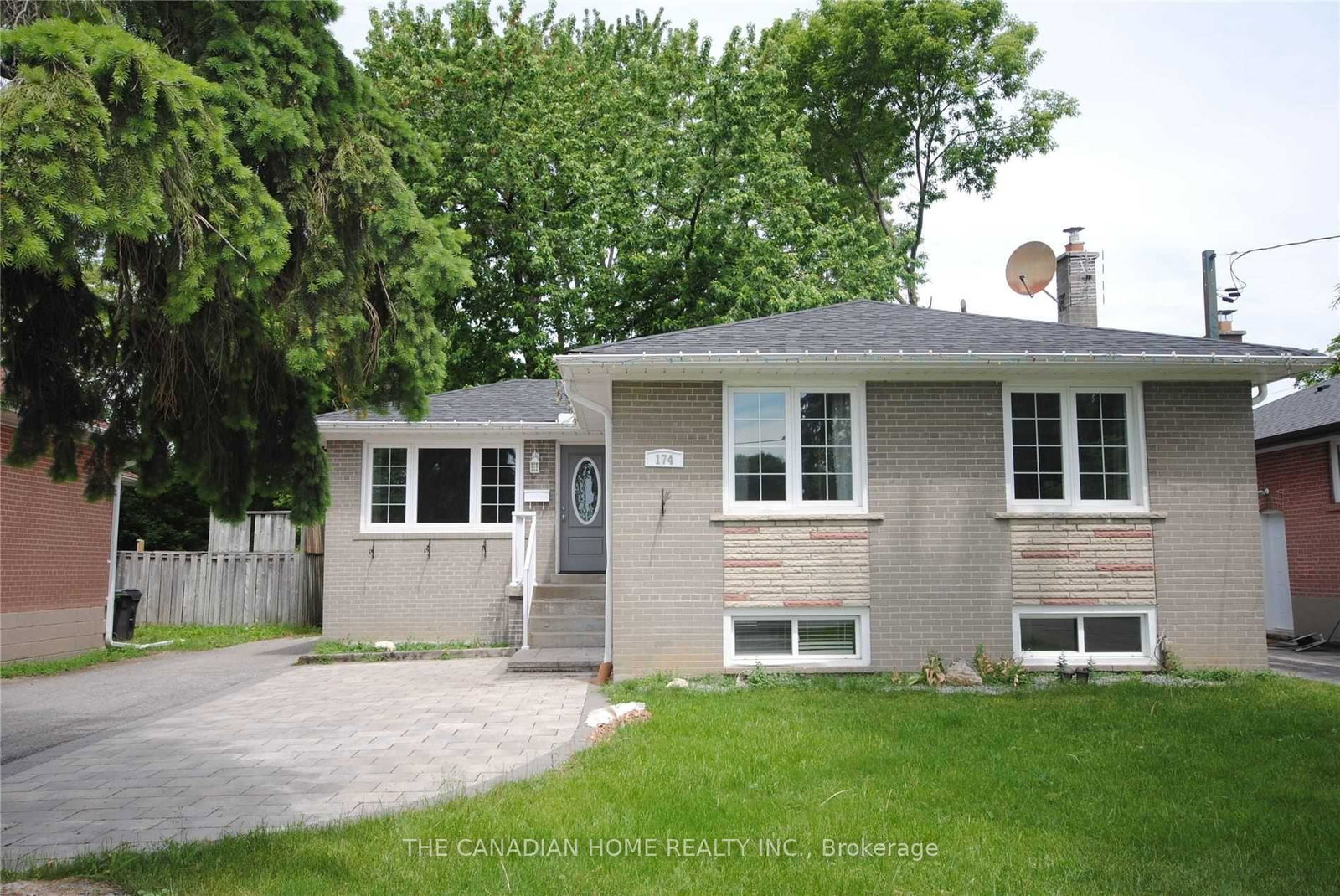 174-patricia-avenue-toronto-ontario-c12762134