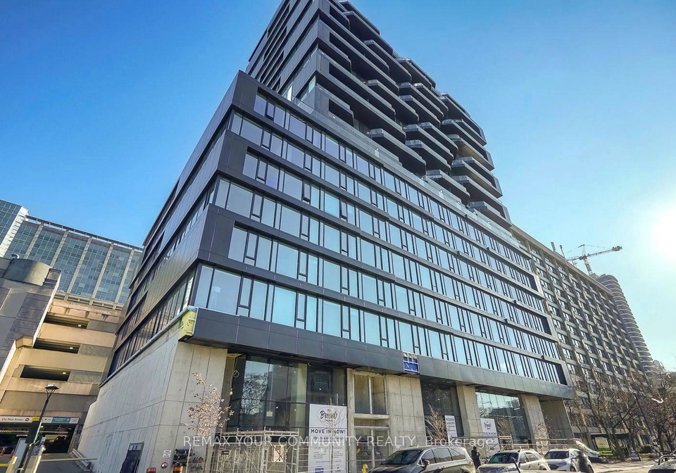 195-mccaul-street-toronto-ontario-c12762386