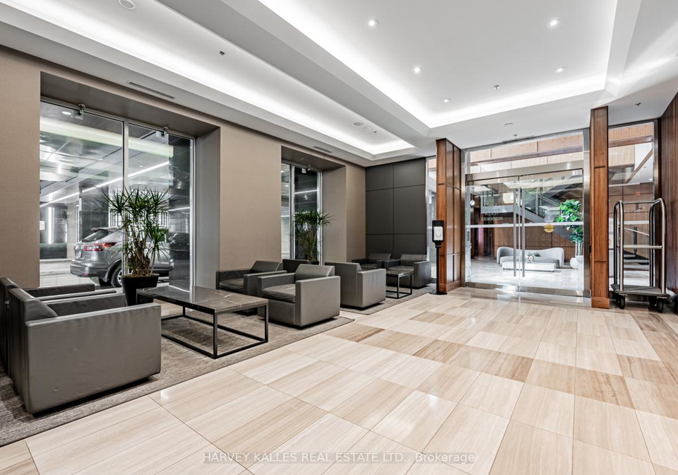 111-st-clair-avenue-w-toronto-ontario-c12762548