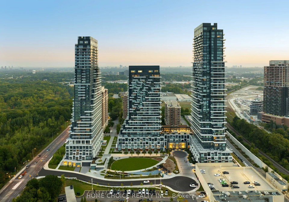 10-inn-on-the-park-drive-north-york-ontario-c12762584