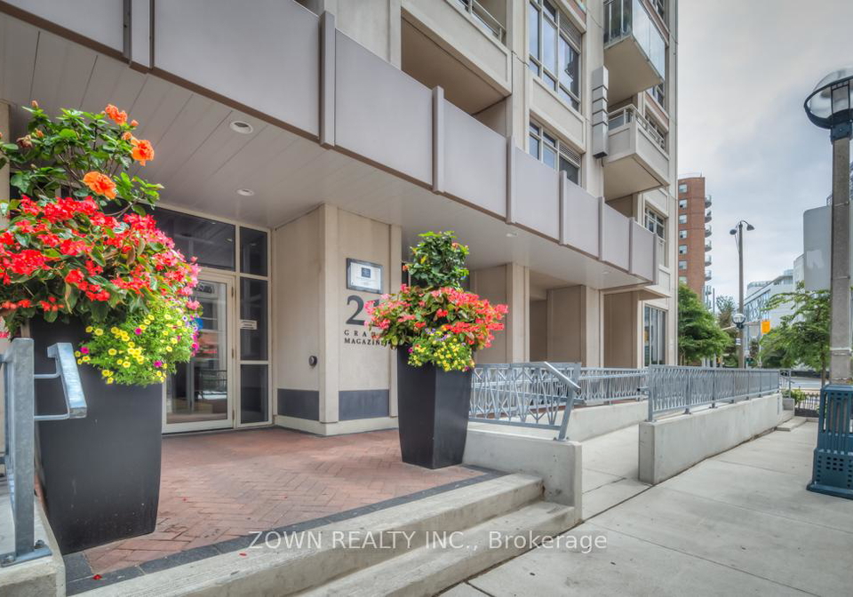 21-grand-magazine-street-toronto-ontario-c12762714