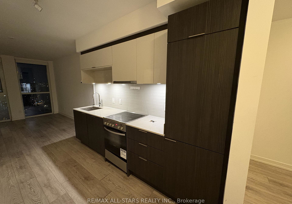 159-wellesley-street-e-toronto-ontario-c12762878
