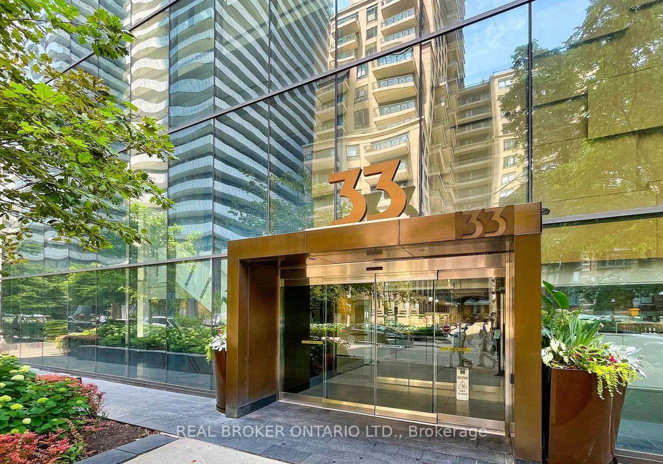 33-charles-street-e-toronto-ontario-c12763012