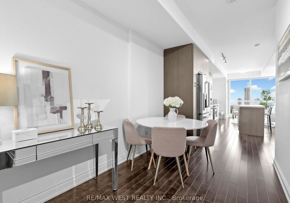 388-yonge-street-toronto-ontario-c12763040