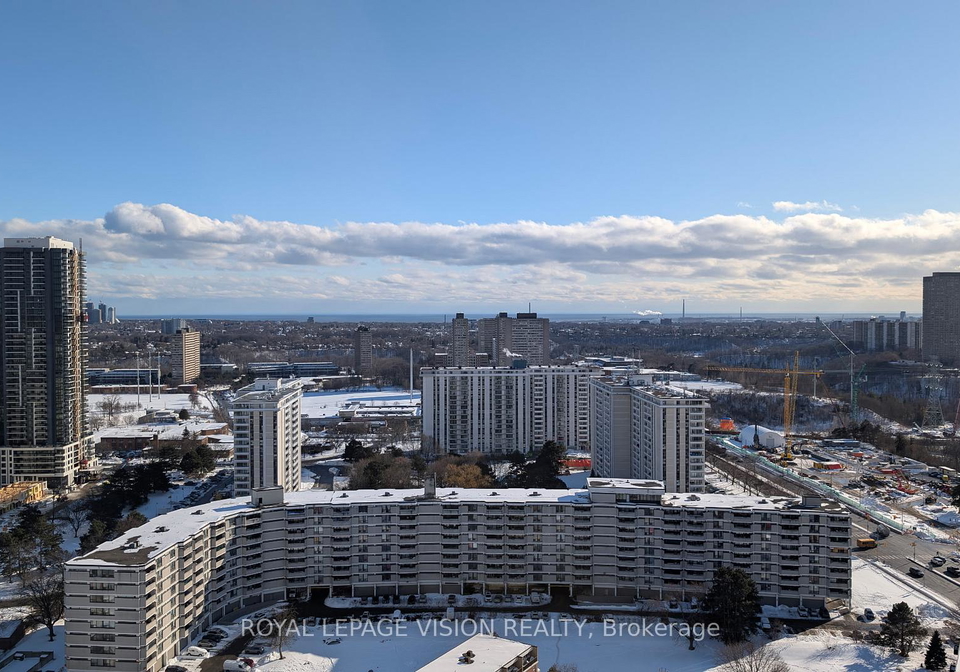 2-sonic-way-east-york-ontario-c12763056
