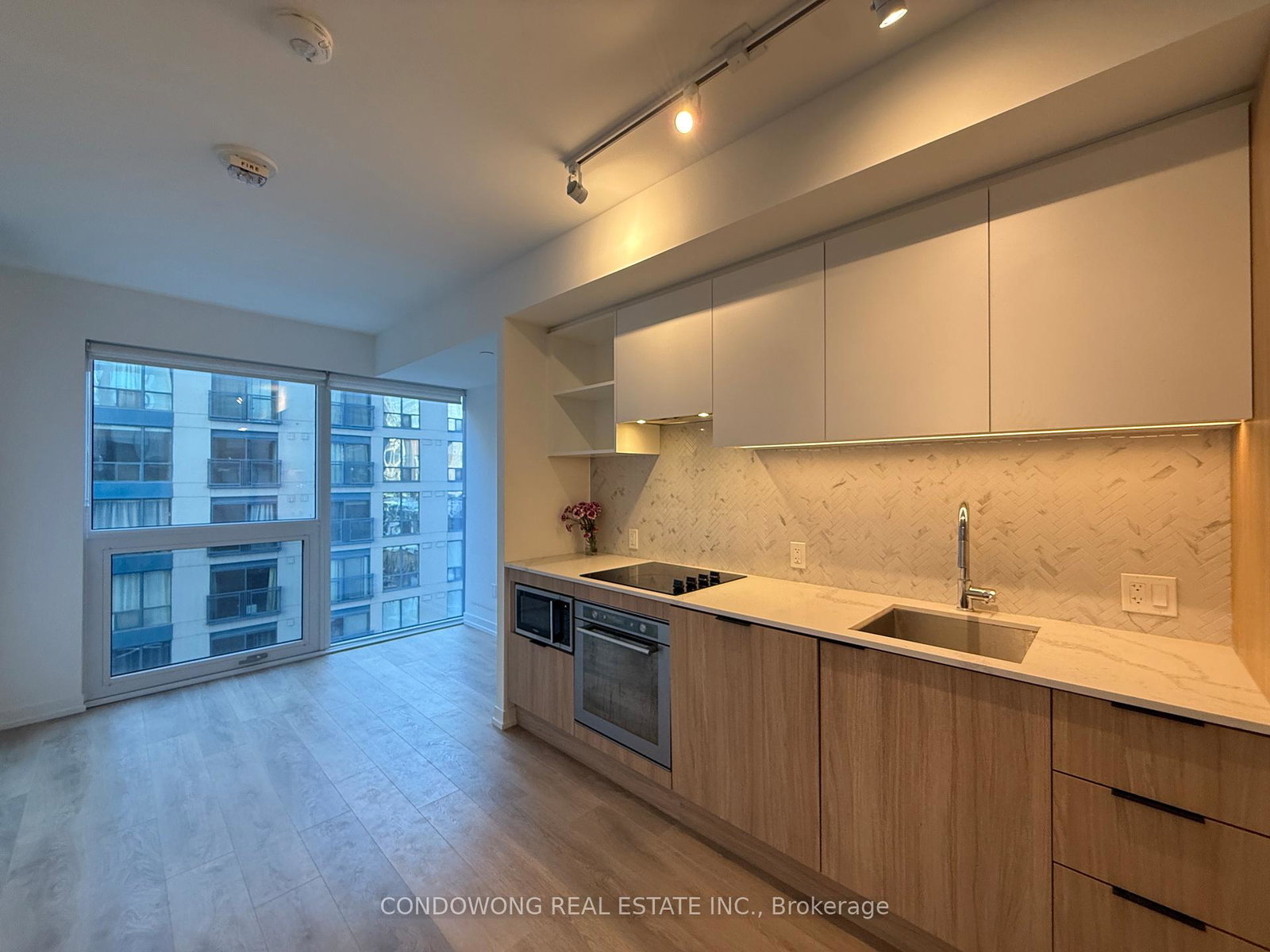 82-dalhousie-street-toronto-ontario-c12763062