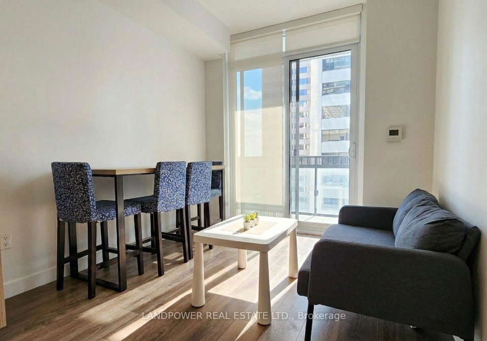 8-eglinton-avenue-e-toronto-ontario-c12763086
