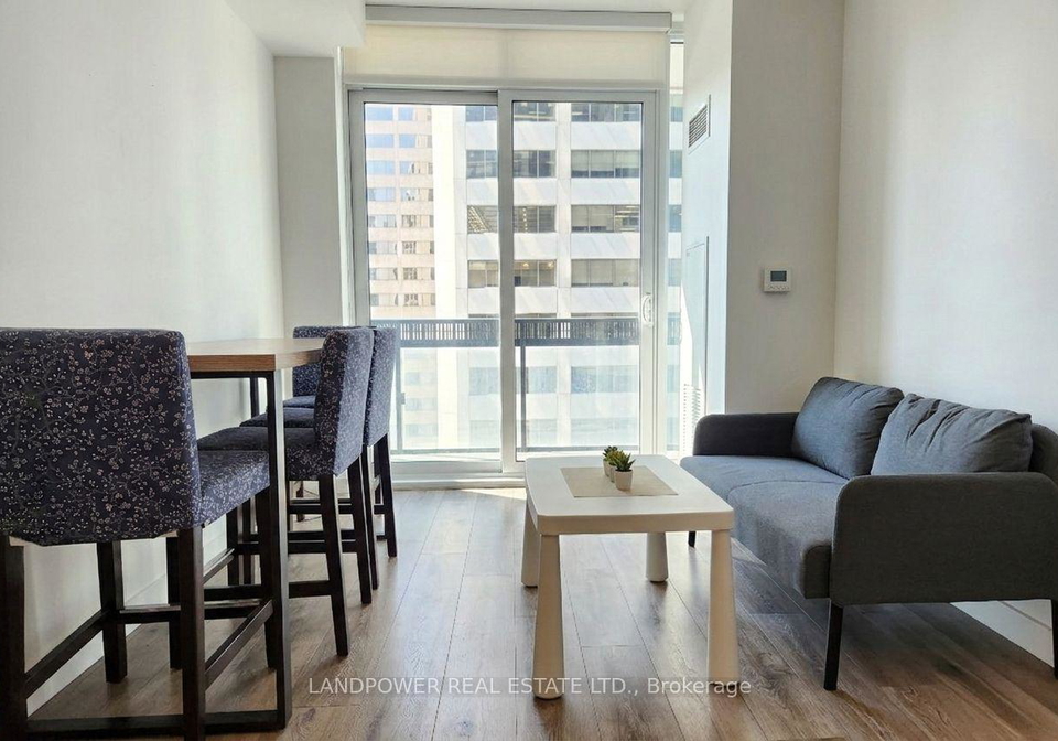 8-eglinton-avenue-e-toronto-ontario-c12763086