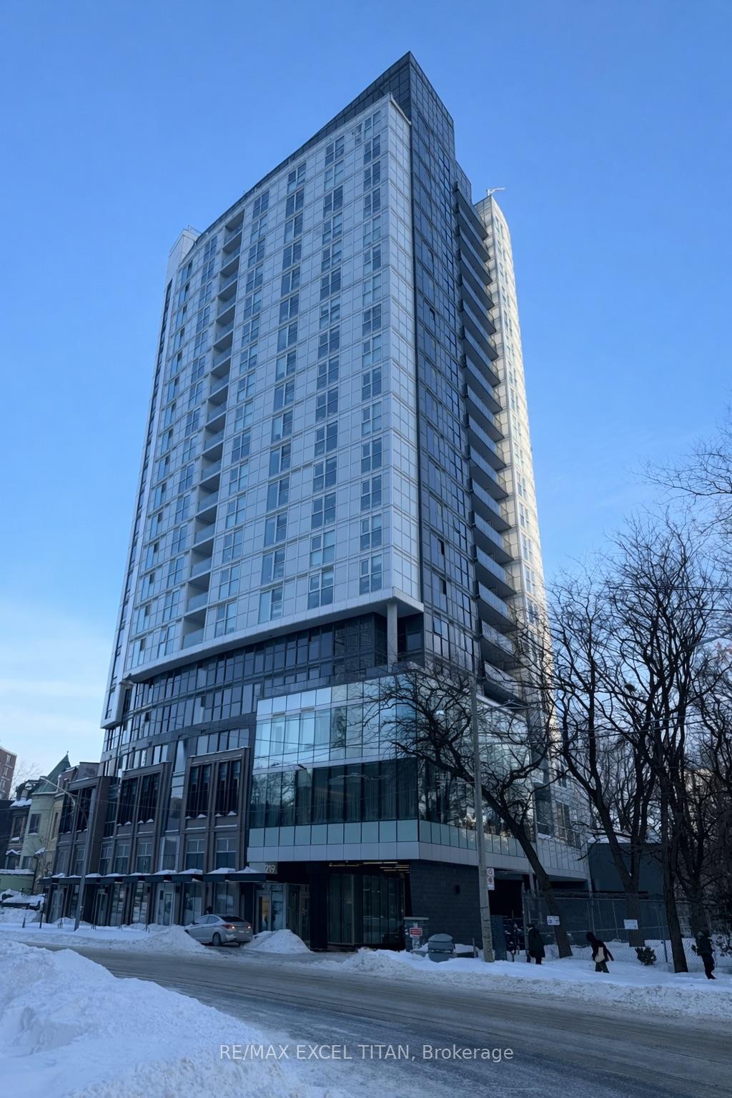 219-dundas-street-e-toronto-ontario-c12763114