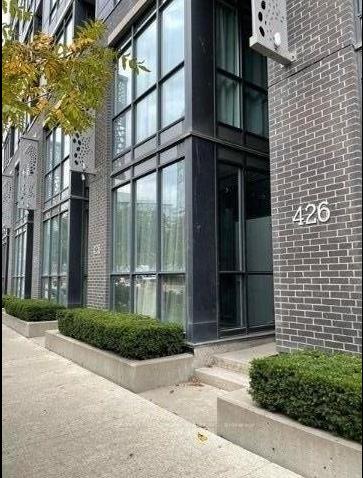 426-lake-shore-boulevard-w-toronto-ontario-c12763170