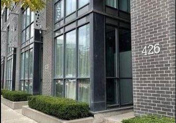 426-lake-shore-boulevard-w-toronto-ontario-c12763170
