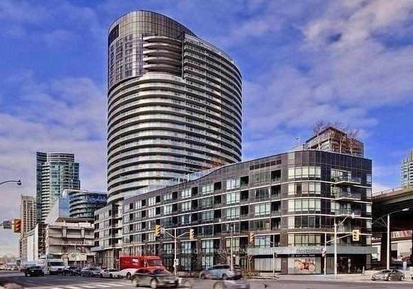 426-lake-shore-boulevard-w-toronto-ontario-c12763170