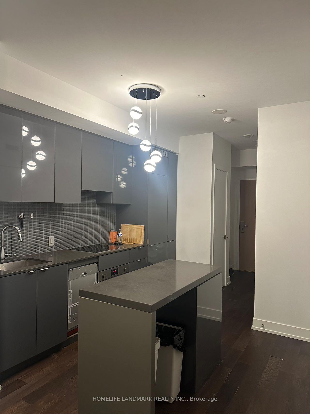 7-grenville-street-toronto-ontario-c12763516