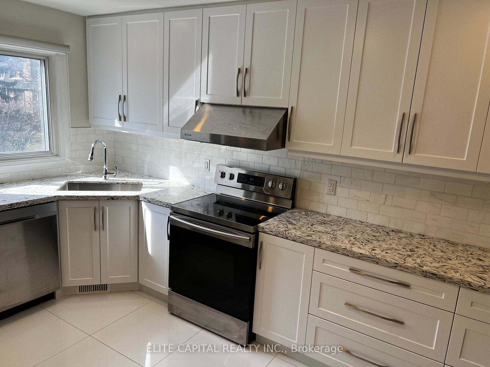 135-gypsy-rose-way-north-york-ontario-c12763572