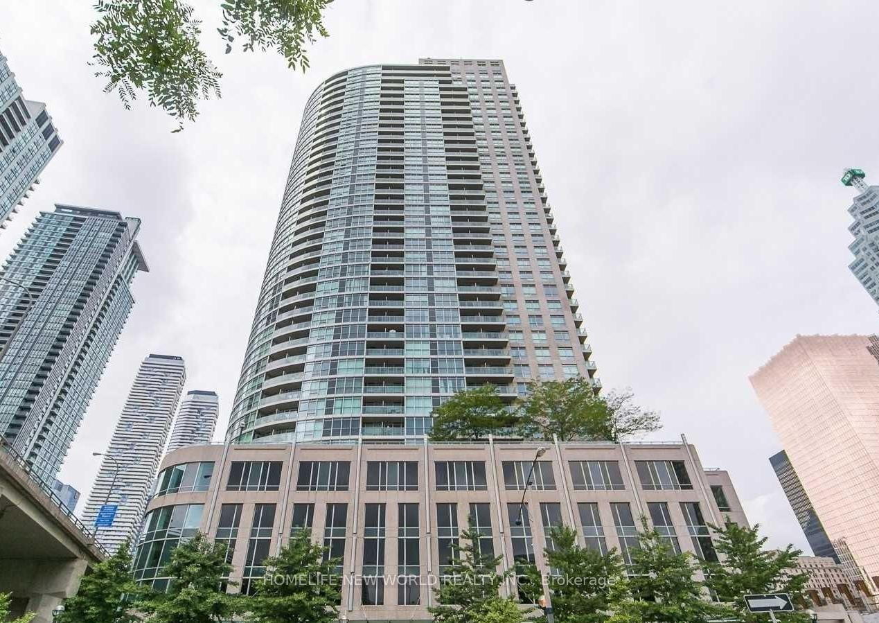 18-yonge-street-toronto-ontario-c12763838