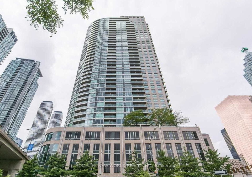 18-yonge-street-toronto-ontario-c12763838