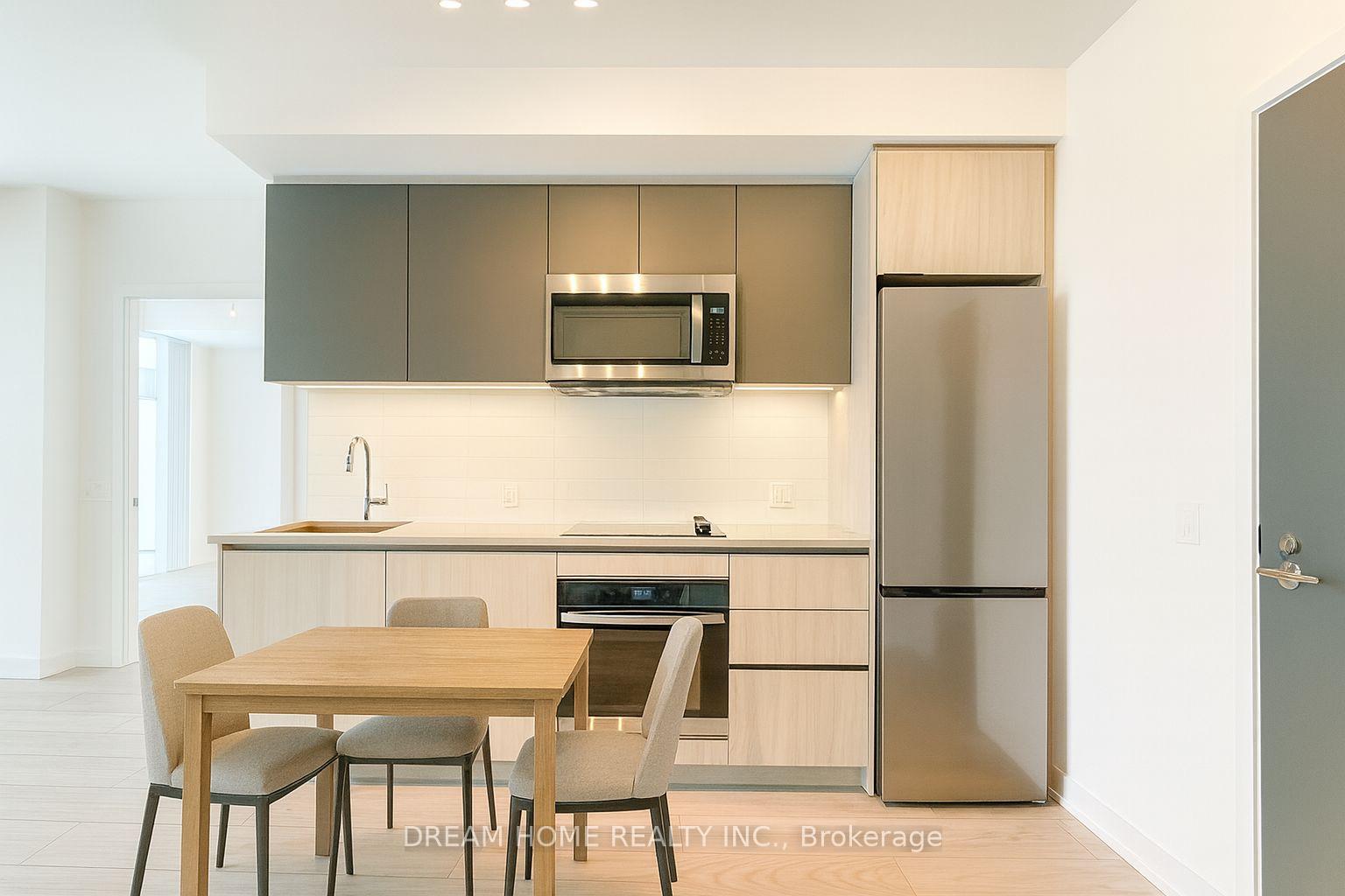 5858-yonge-street-toronto-ontario-c12763946