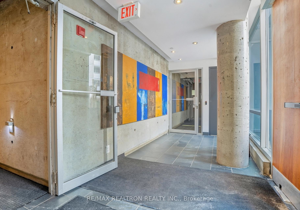 169-john-street-toronto-ontario-c12763982