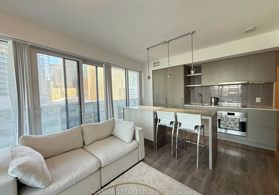 100-harbour-street-toronto-ontario-c12764118