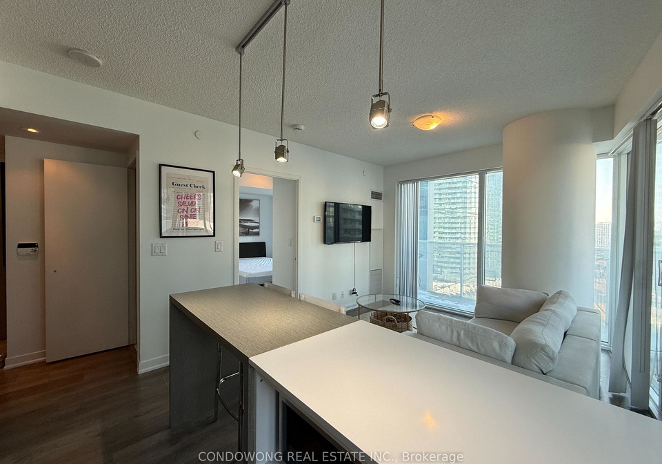 100-harbour-street-toronto-ontario-c12764118