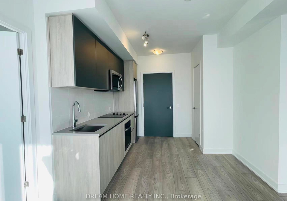 5858-yonge-street-toronto-ontario-c12764370