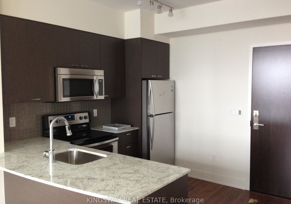 88-sheppard-avenue-e-north-york-ontario-c12764396