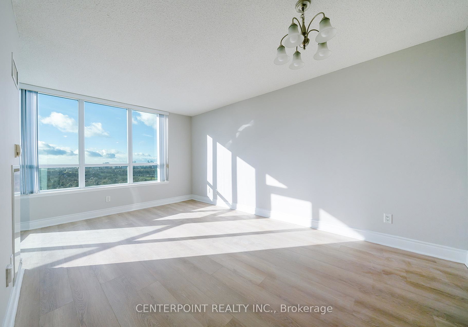 15-greenview-avenue-toronto-ontario-c12764426