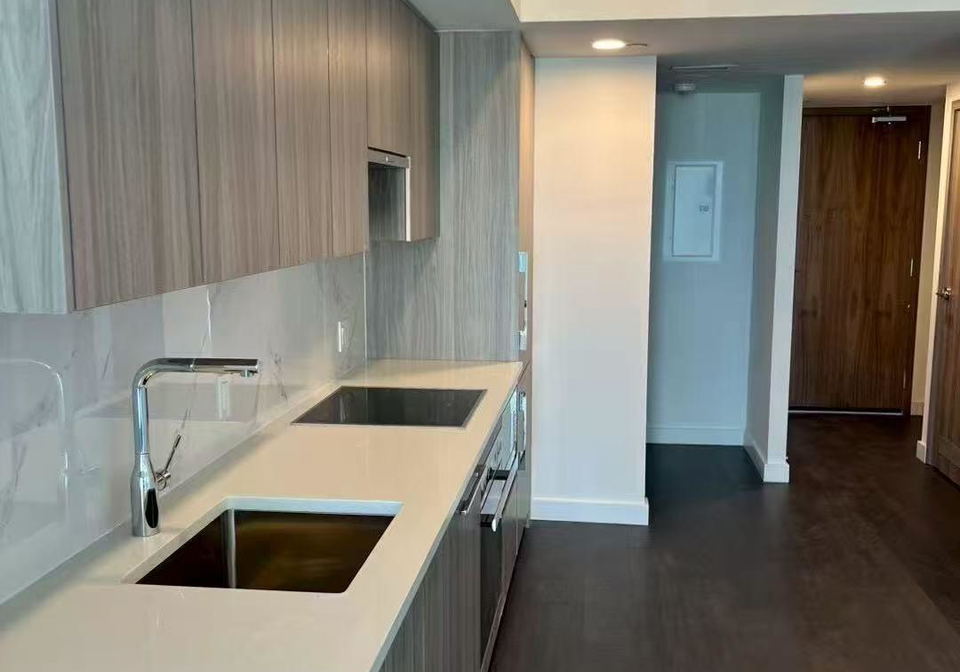 3-concord-cityplace-way-toronto-ontario-c12764468