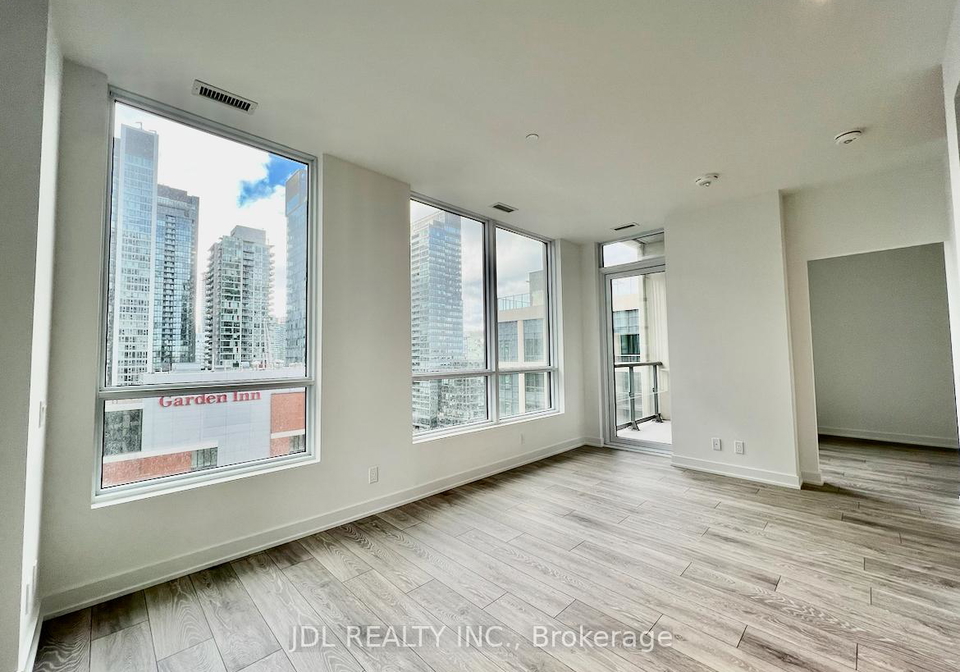 108-peter-street-toronto-ontario-c12764680