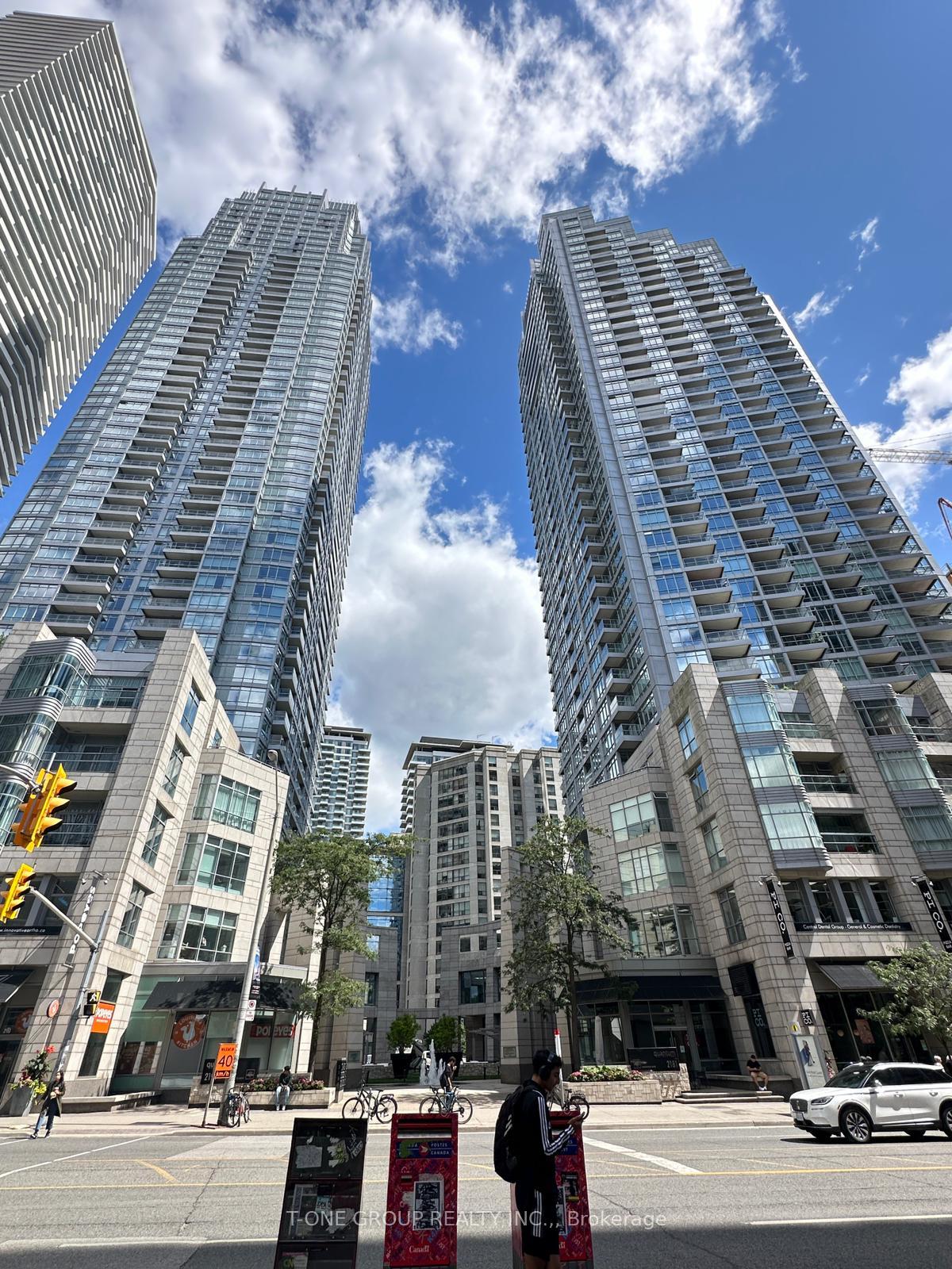 2181-yonge-street-toronto-ontario-c12764782