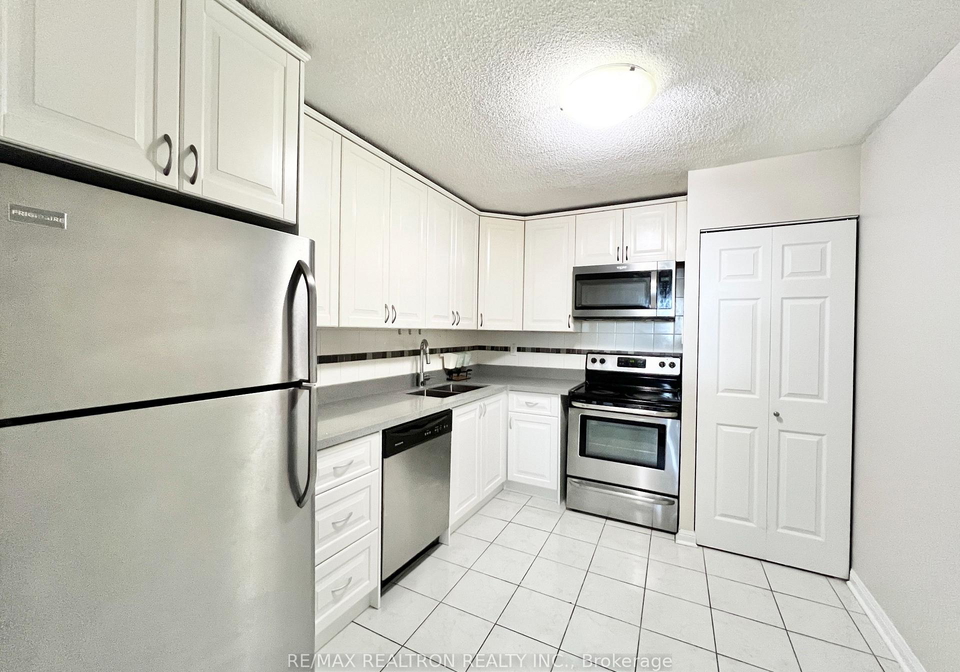10-tangreen-court-toronto-ontario-c12765300