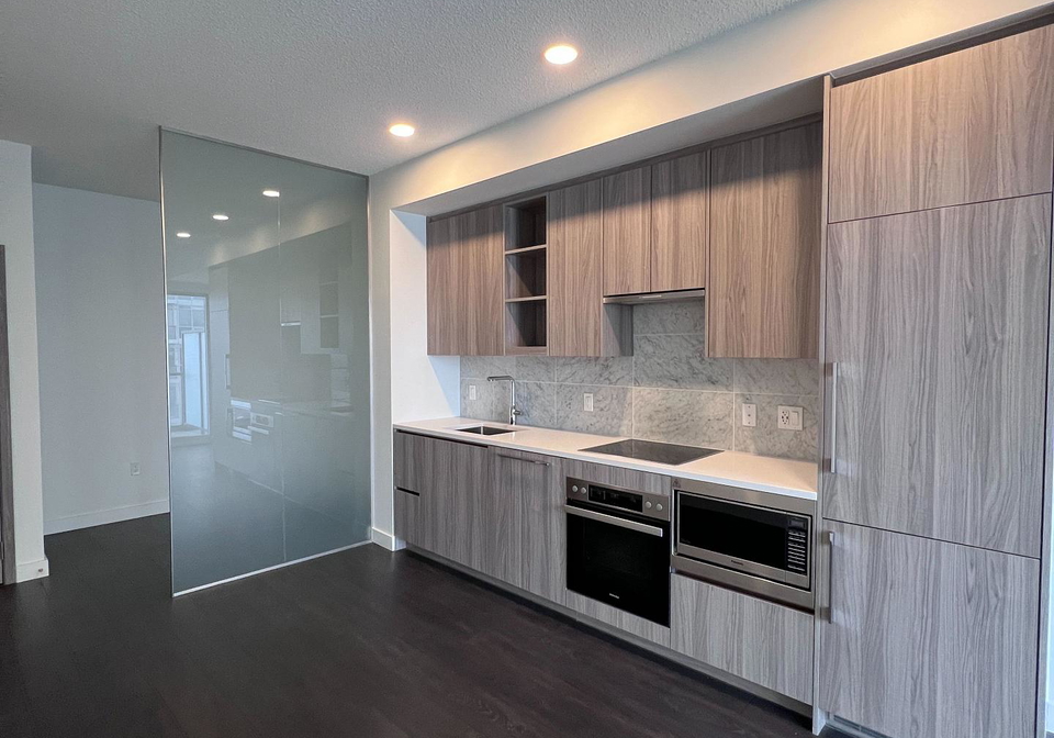 85-mcmahon-drive-north-york-ontario-c12765398