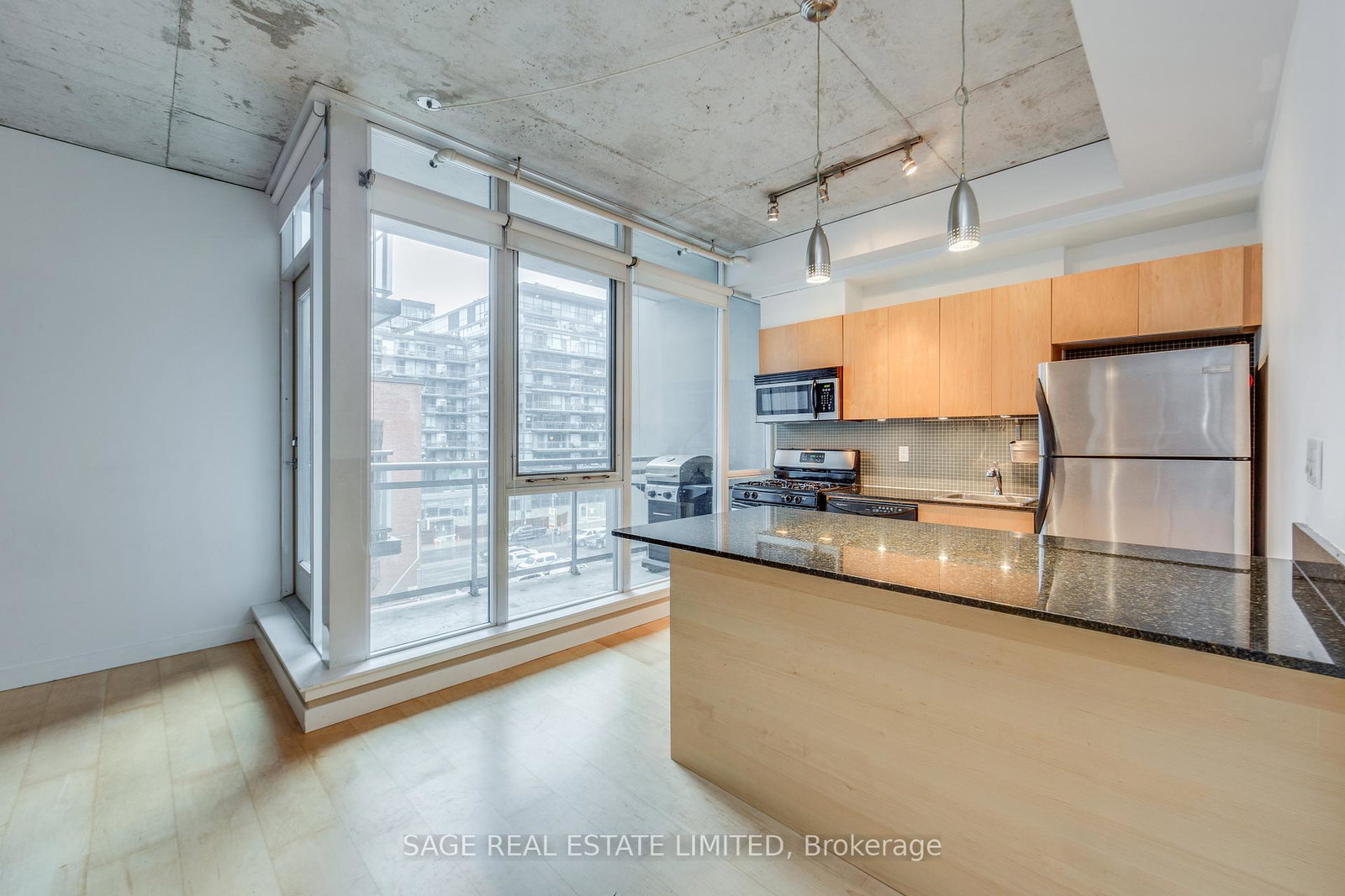 38-niagara-street-toronto-ontario-c12765702