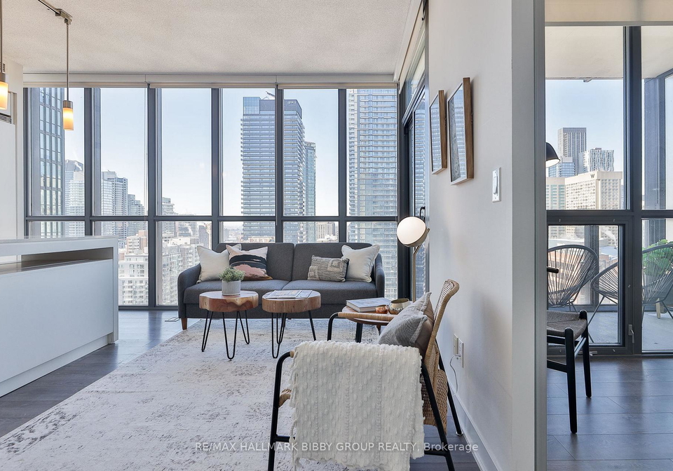 110-charles-street-e-toronto-ontario-c12765948