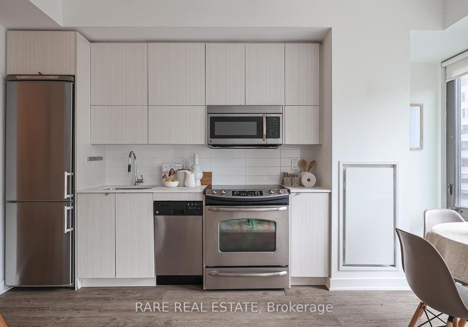 32-camden-street-toronto-ontario-c12766154