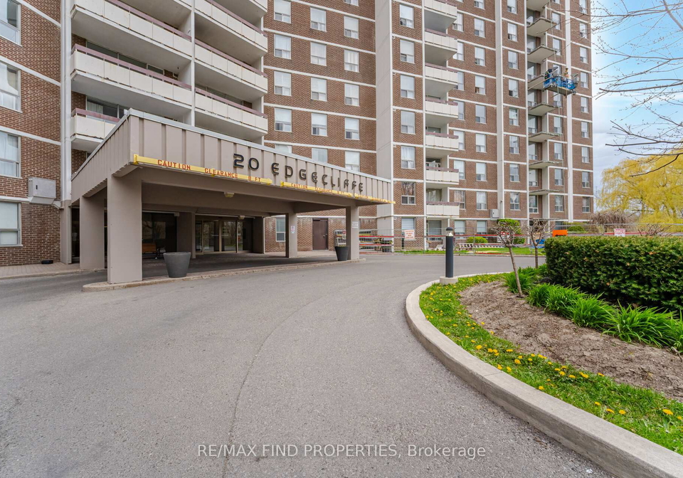 20-edgecliffe-golfway-east-york-ontario-c12766230
