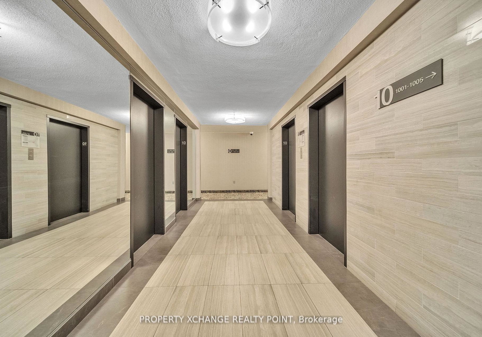 15-vicora-link-way-east-york-ontario-c12766602