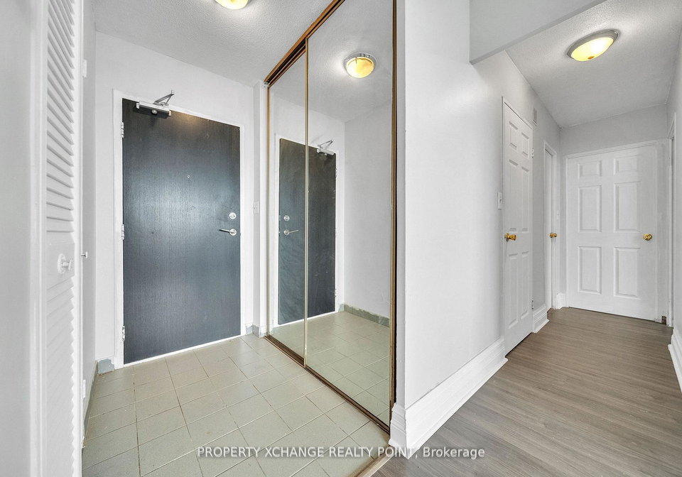 15-vicora-link-way-east-york-ontario-c12766602