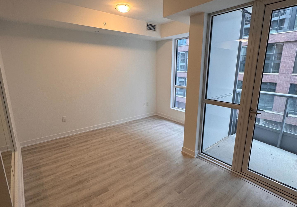 15-richardson-street-toronto-ontario-c12766640
