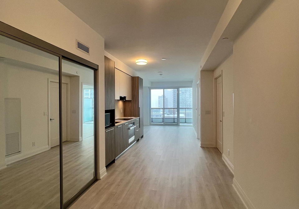 117-broadway-avenue-toronto-ontario-c12766786