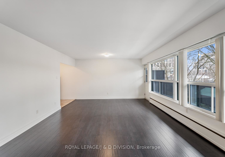 494-avenue-road-toronto-ontario-c12767002
