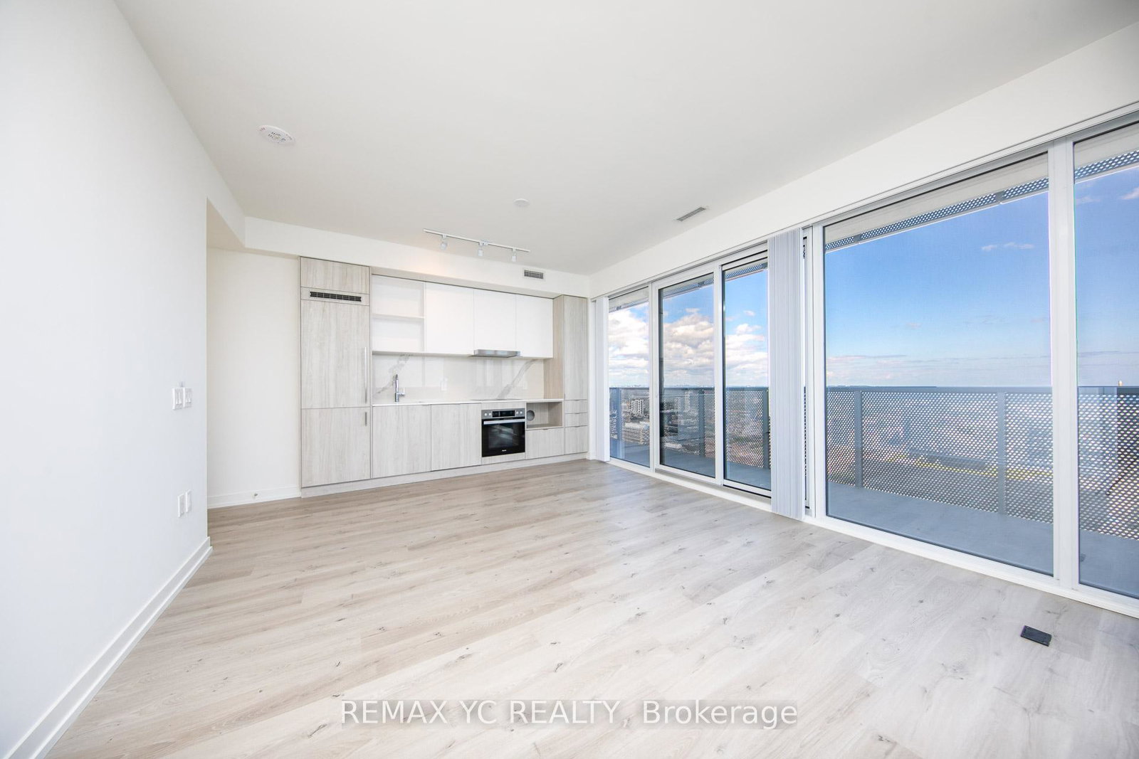 138-downes-street-toronto-ontario-c12767070
