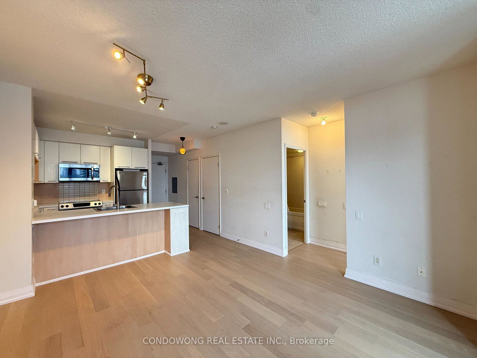 21-carlton-street-toronto-ontario-c12767156