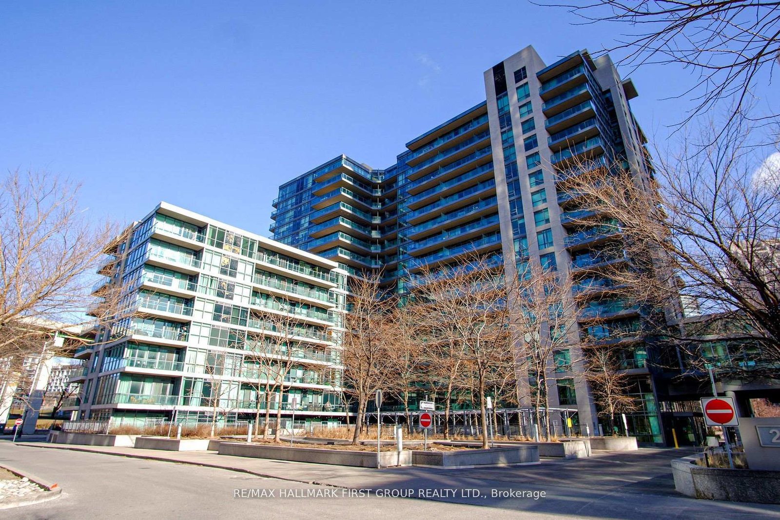 209-fort-york-boulevard-toronto-ontario-c12767540